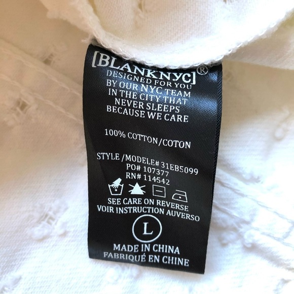 Blank NYC Eyes On You white jean Jacket denim trucker style distressed - Picture 13 of 15